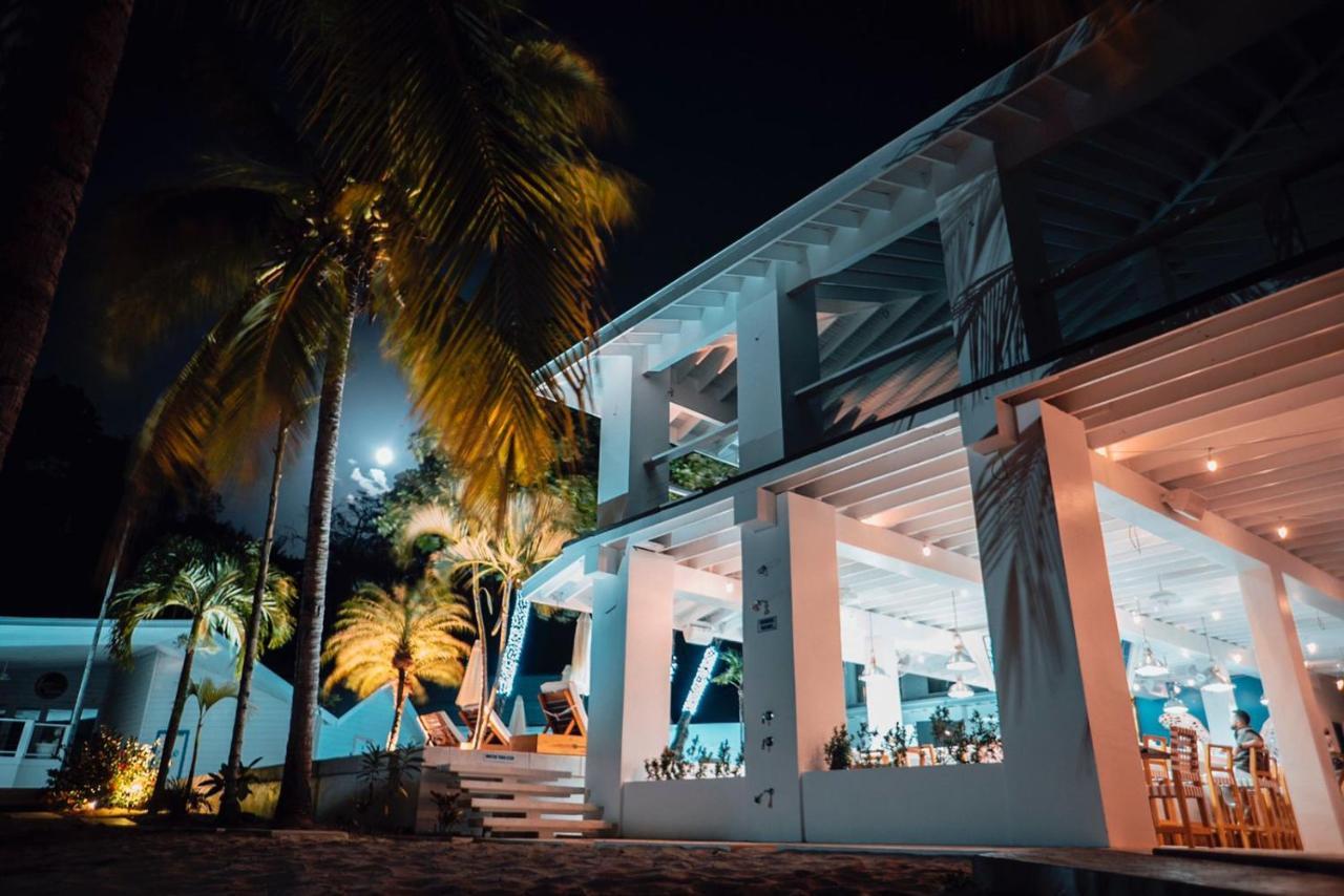 Luna Beach Luxury Boutique Beach Front Resort Jobs Bight Exterior photo